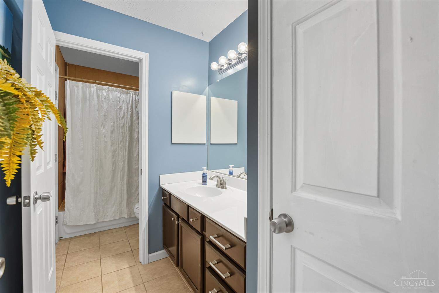 1713 Ebenezer Road Cincinnati, OH 45233 - Photo 15 of 25