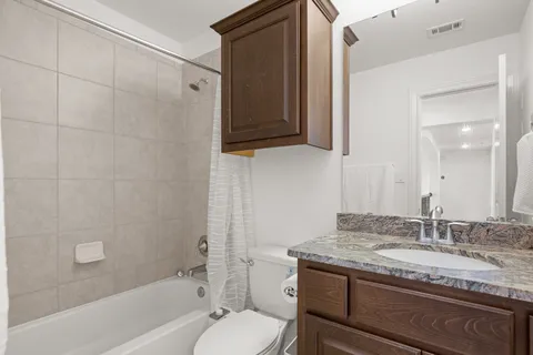 $1,200,000 | 2817 Gatlin Cove, Leander, TX 78641