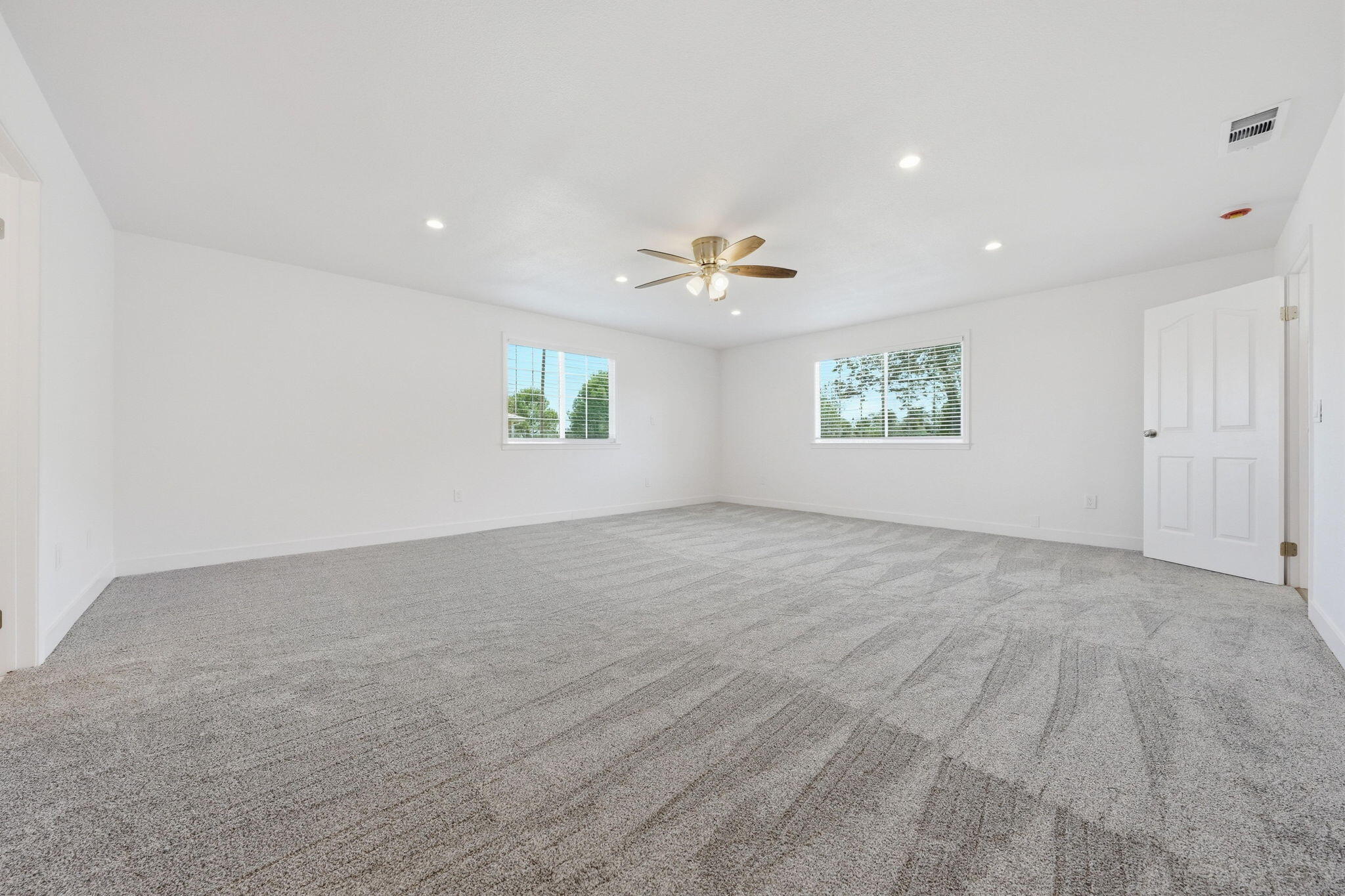 15644 Cloverdale Road Anderson, CA 96007 - Photo 23 of 61 15644 Cloverdale