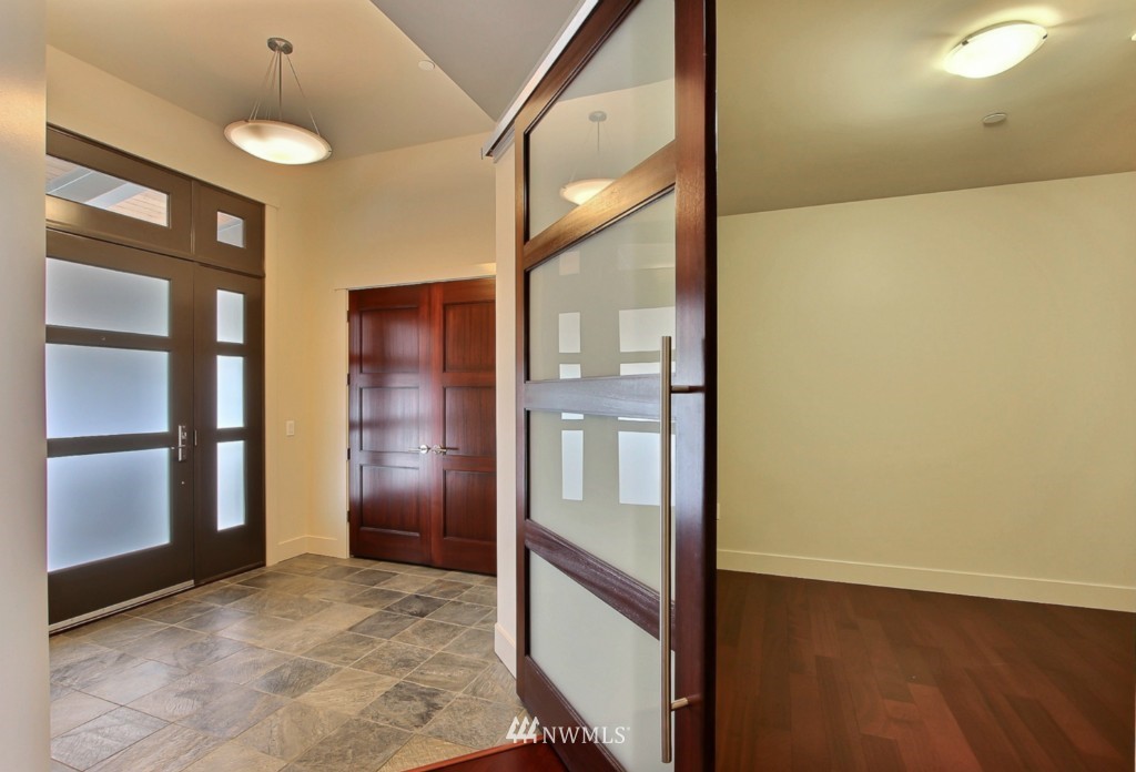 5204 North Bennett Street, Unit 503 Ruston, WA 98407 - Photo 3 of 16 Gallery Image 3