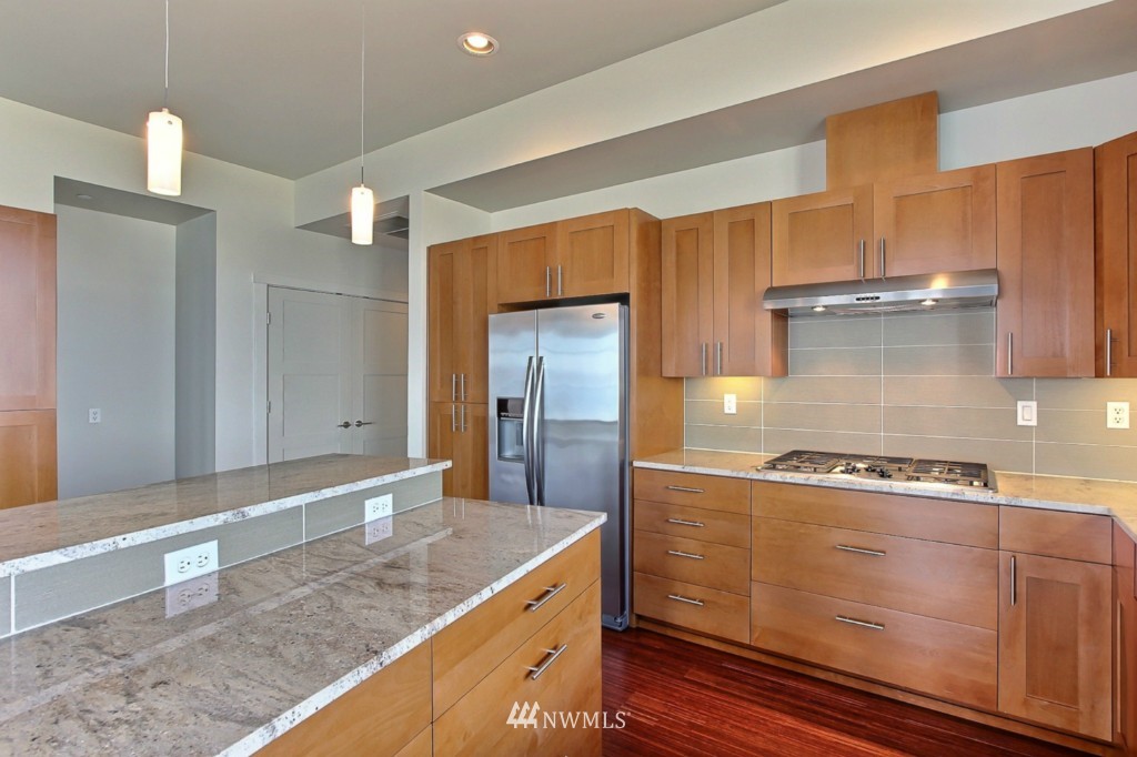 5204 North Bennett Street, Unit 503 Ruston, WA 98407 - Photo 6 of 16 Gallery Image 6