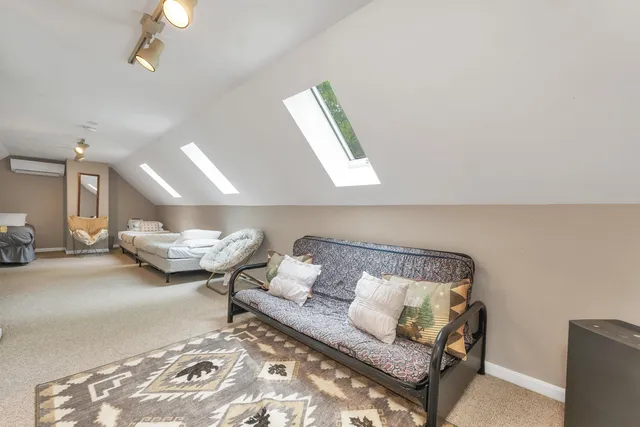 $622,500 | 262 Beechnut Drive, Conway, NH 03860