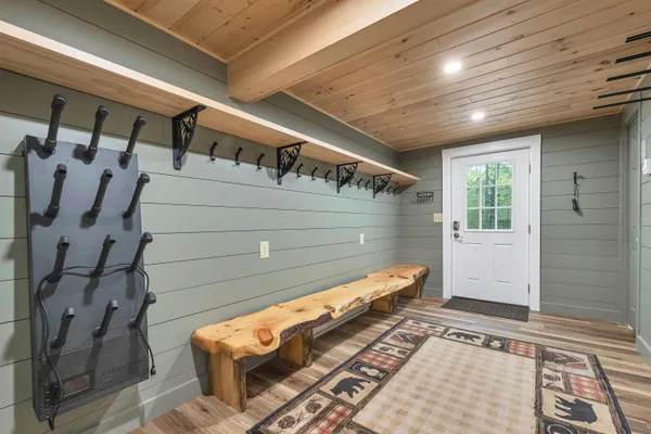 $605,000 | 262 Beechnut Drive, Conway, NH 03860