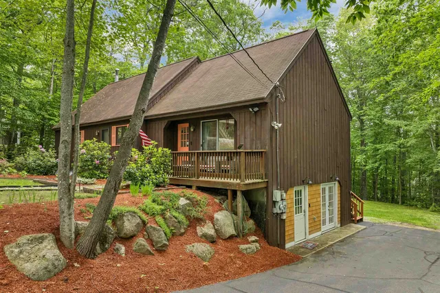 $622,500 | 262 Beechnut Drive, Conway, NH 03860