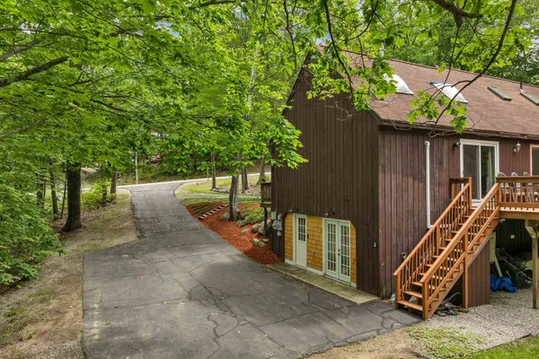 $605,000 | 262 Beechnut Drive, Conway, NH 03860