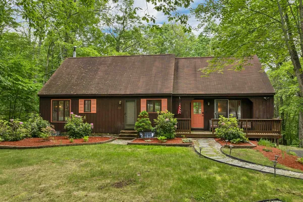 $605,000 | 262 Beechnut Drive, Conway, NH 03860