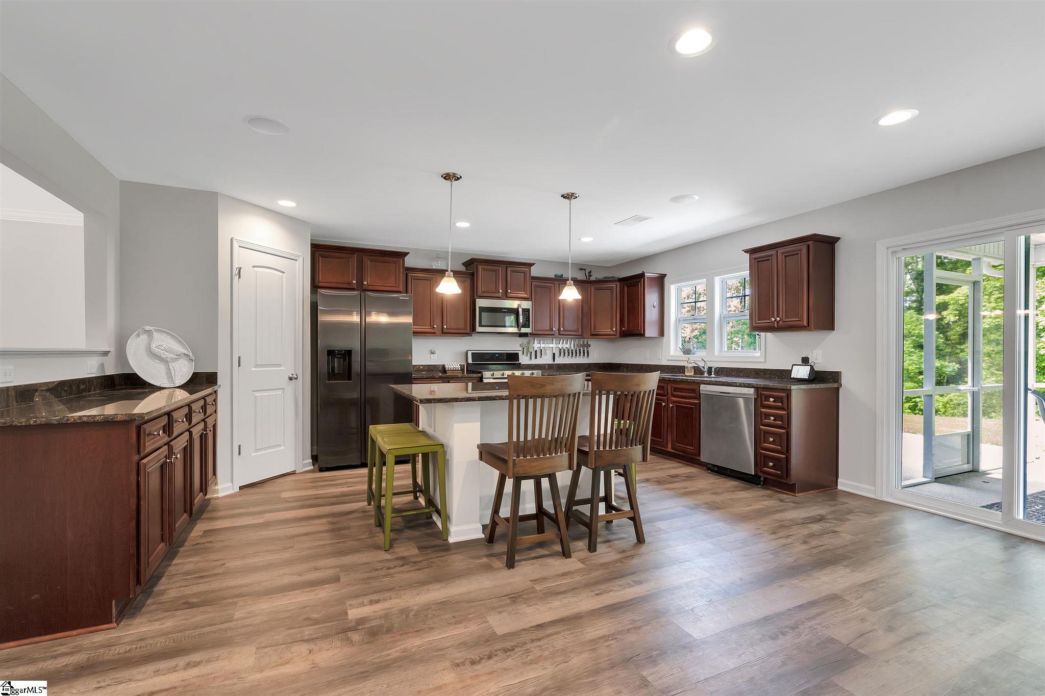 232 Icebow Road Fountain Inn, SC 29644 - Photo 3 of 27