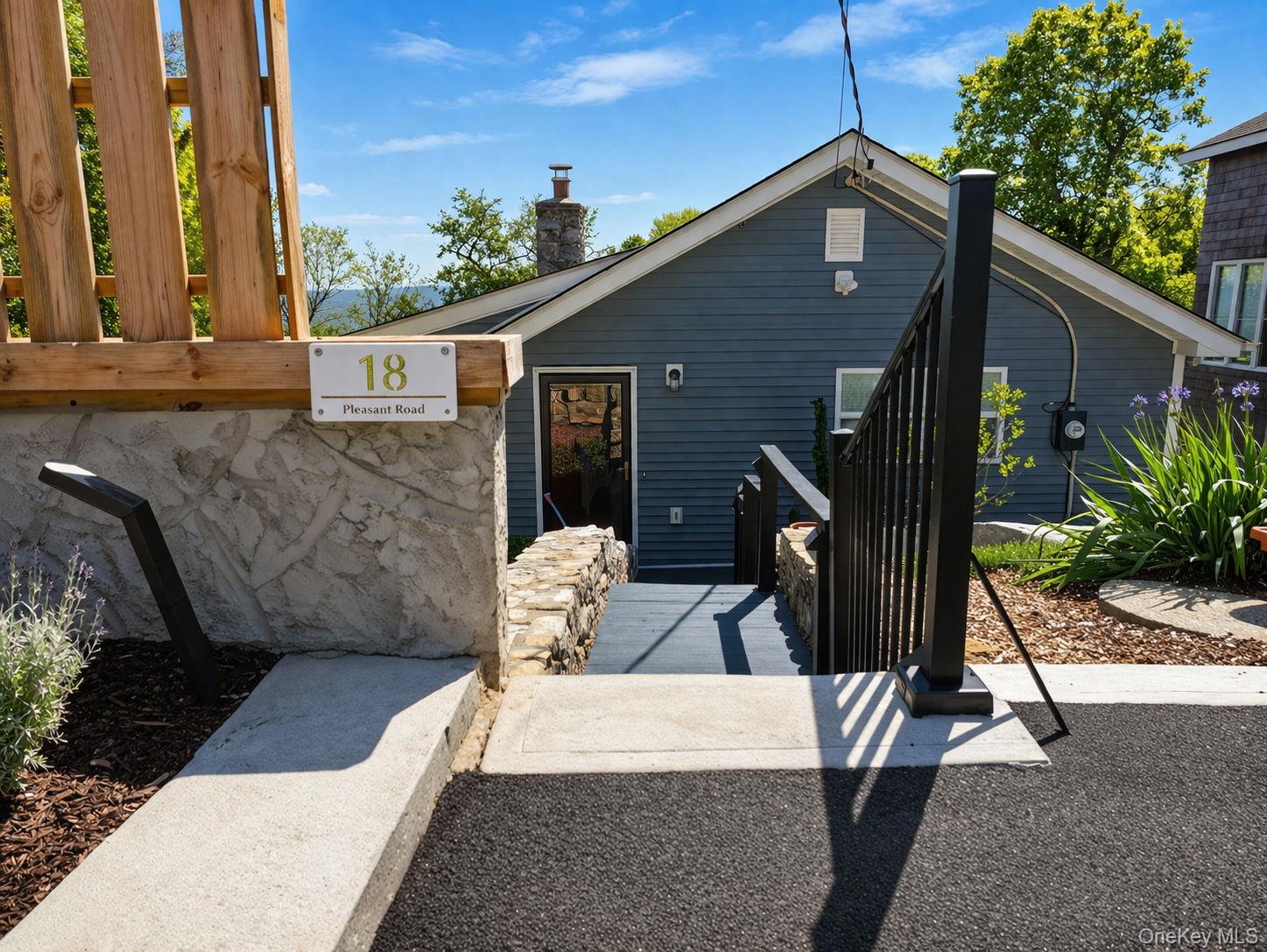 18 Pleasant Road Lake Peekskill, NY 10537 - Photo 9 of 41