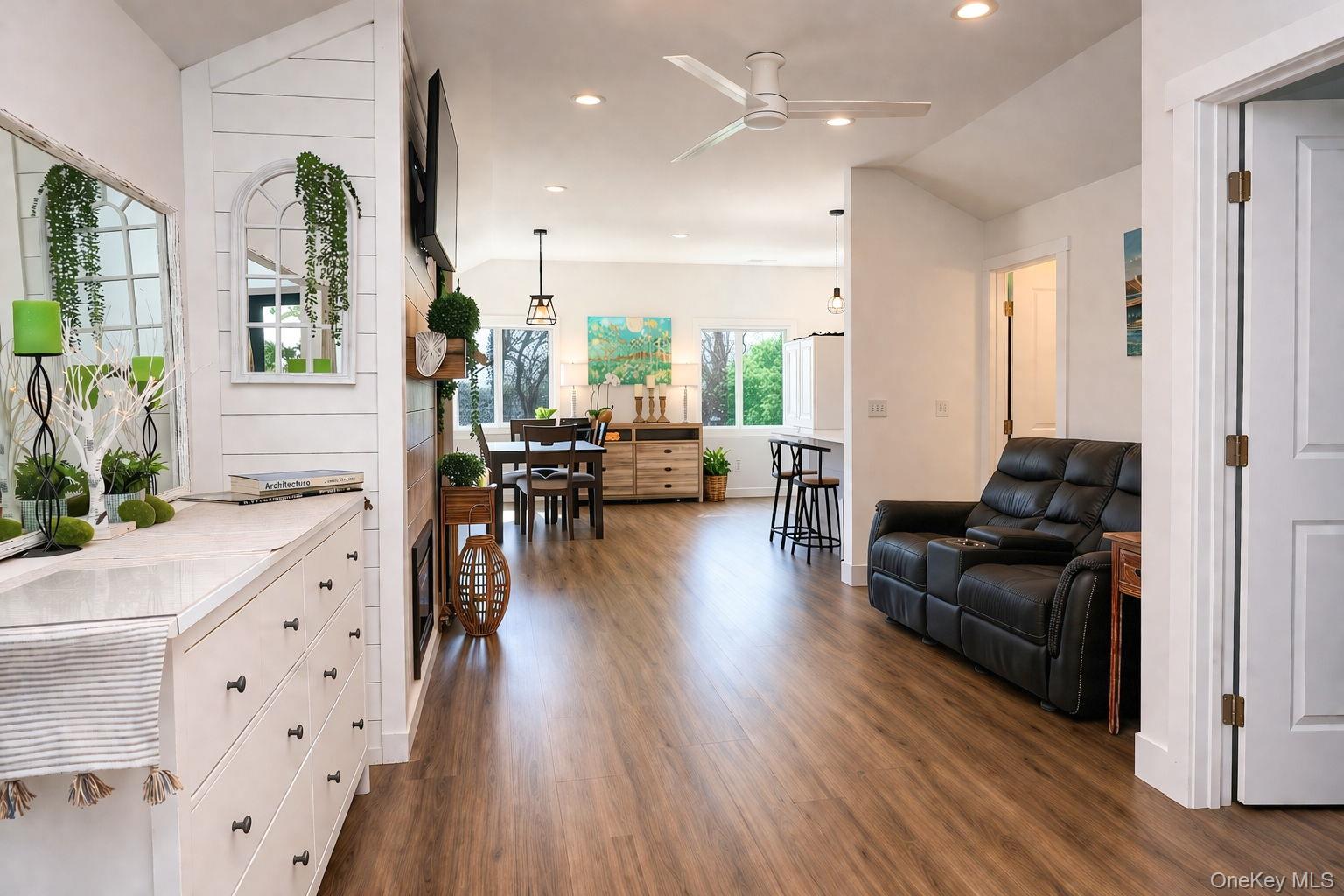 18 Pleasant Road Lake Peekskill, NY 10537 - Photo 10 of 41