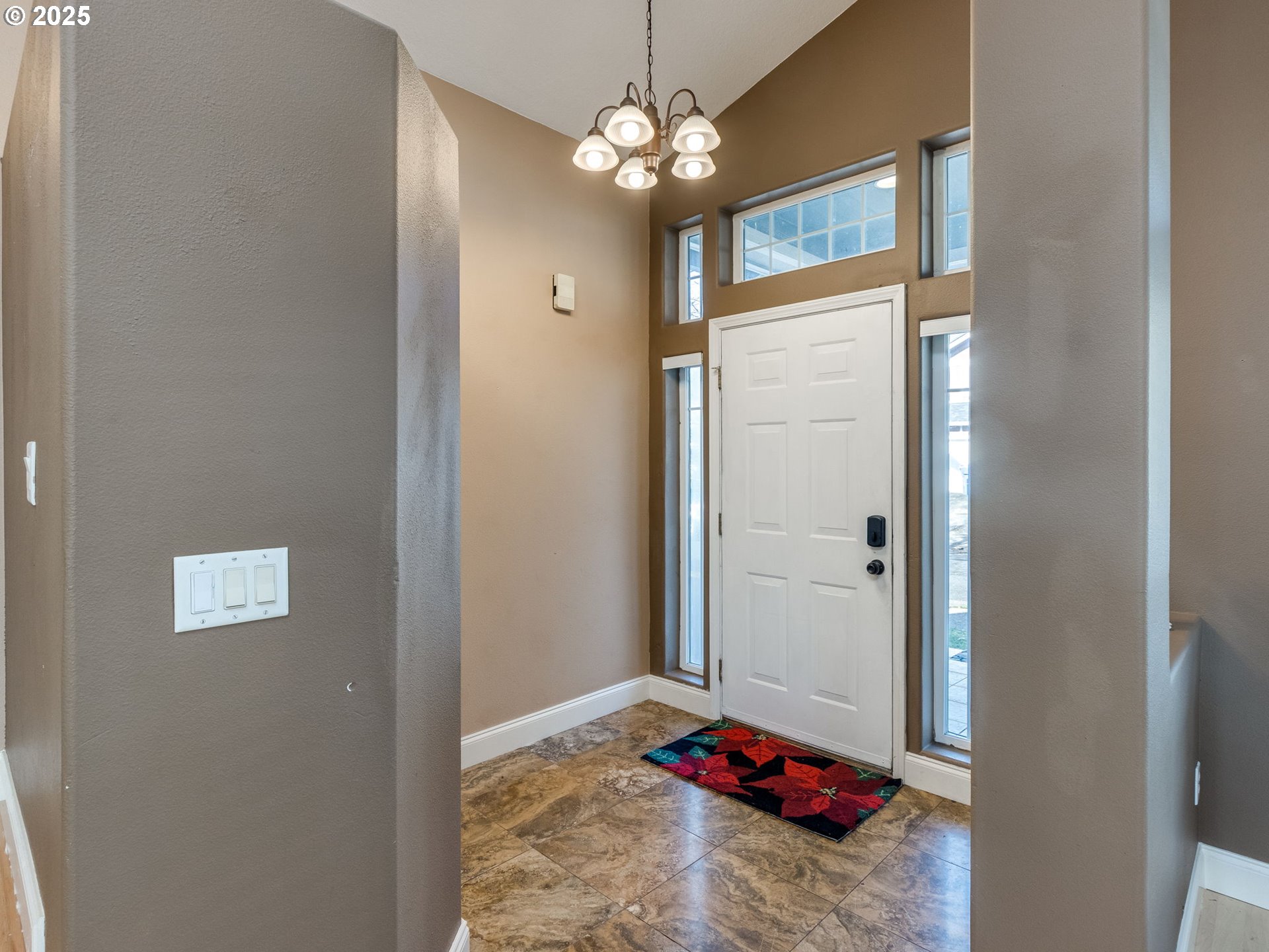 15446 Southeast Honeysuckle Way Clackamas, OR 97015 - Photo 2 of 48
