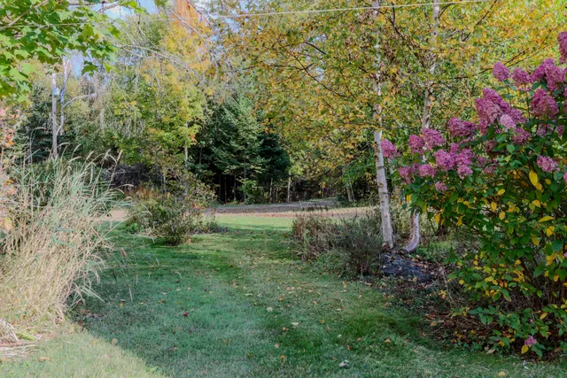 $182,500 | 106-108 Ward Hill Road, Thorndike, ME 04986