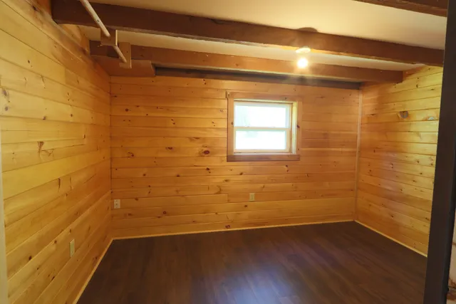 $182,500 | 106-108 Ward Hill Road, Thorndike, ME 04986