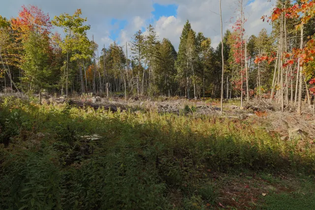 $182,500 | 106-108 Ward Hill Road, Thorndike, ME 04986