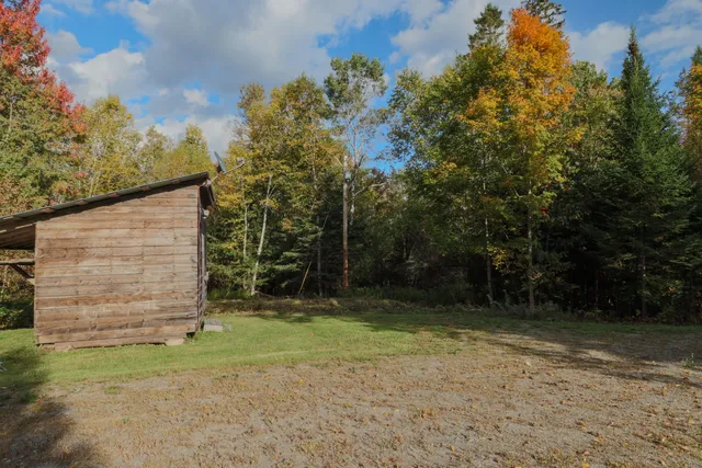 $182,500 | 106-108 Ward Hill Road, Thorndike, ME 04986