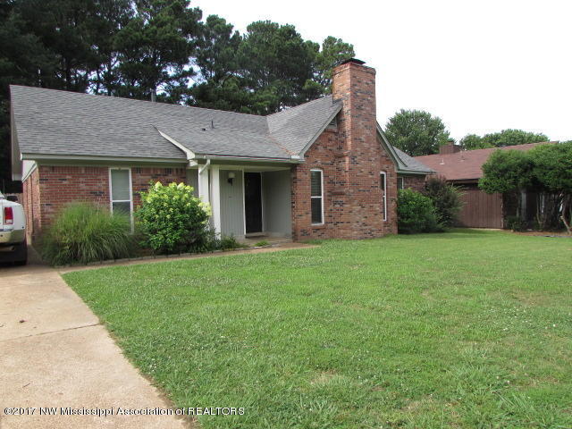 764 Old Forge Road Southaven, MS 38671 - Photo 2 of 18 IMG_1681
