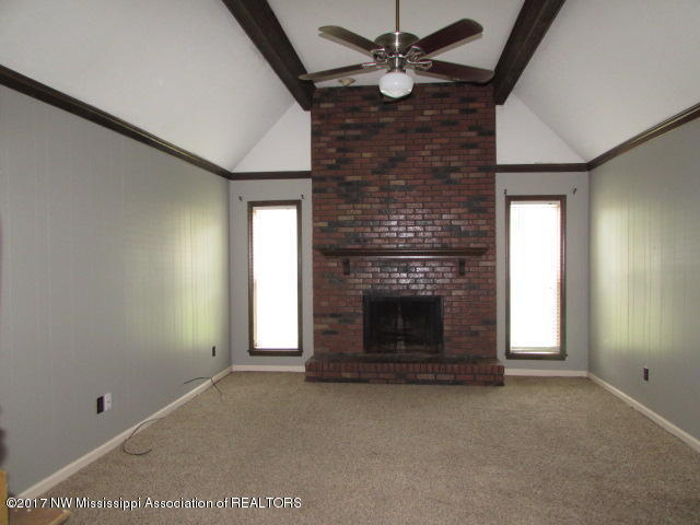 764 Old Forge Road Southaven, MS 38671 - Photo 4 of 18 IMG_1679