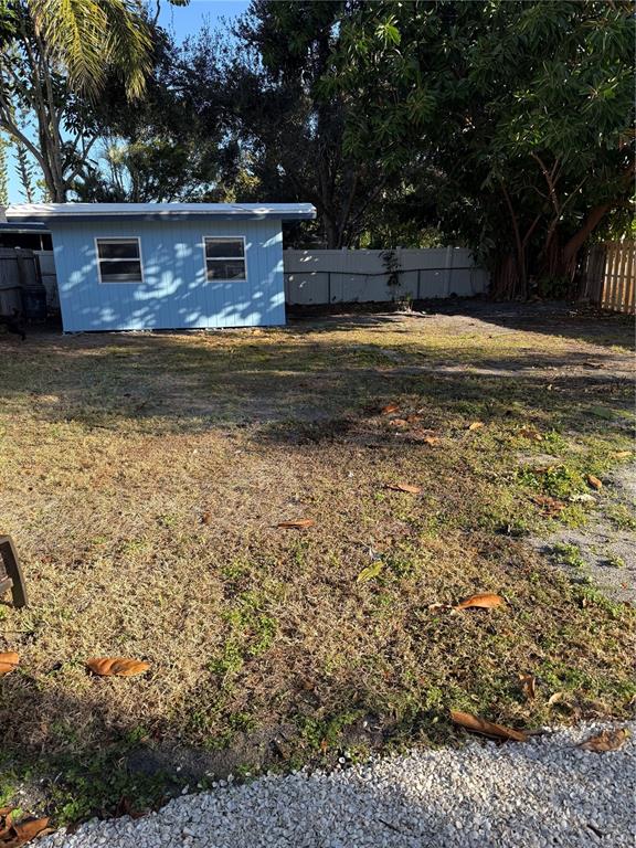 2849 Marlette Street Sarasota, FL 34231 - Photo 14 of 15