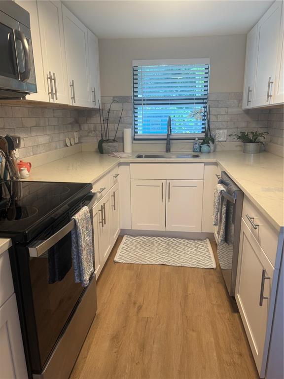 2849 Marlette Street Sarasota, FL 34231 - Photo 6 of 15