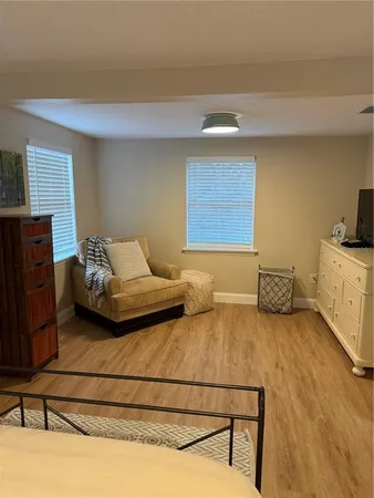 $2,400 | 2849 Marlette Street, Sarasota, FL 34231