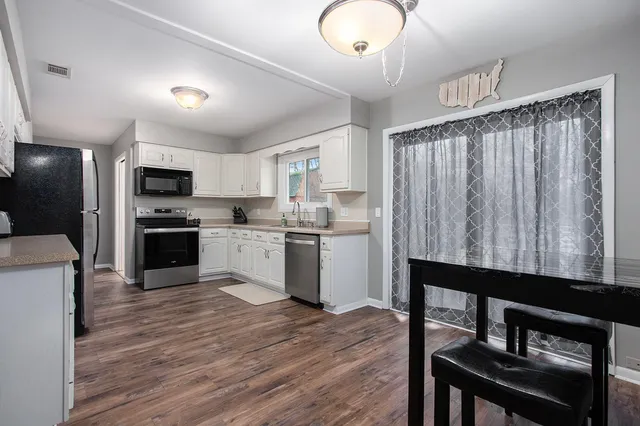 $317,999 | 333 Rainbow Drive, St. Joseph, MI 49085