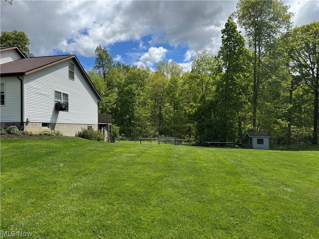 7424 Criswell Road Fredericksburg, OH 44627 - Photo 3 of 14