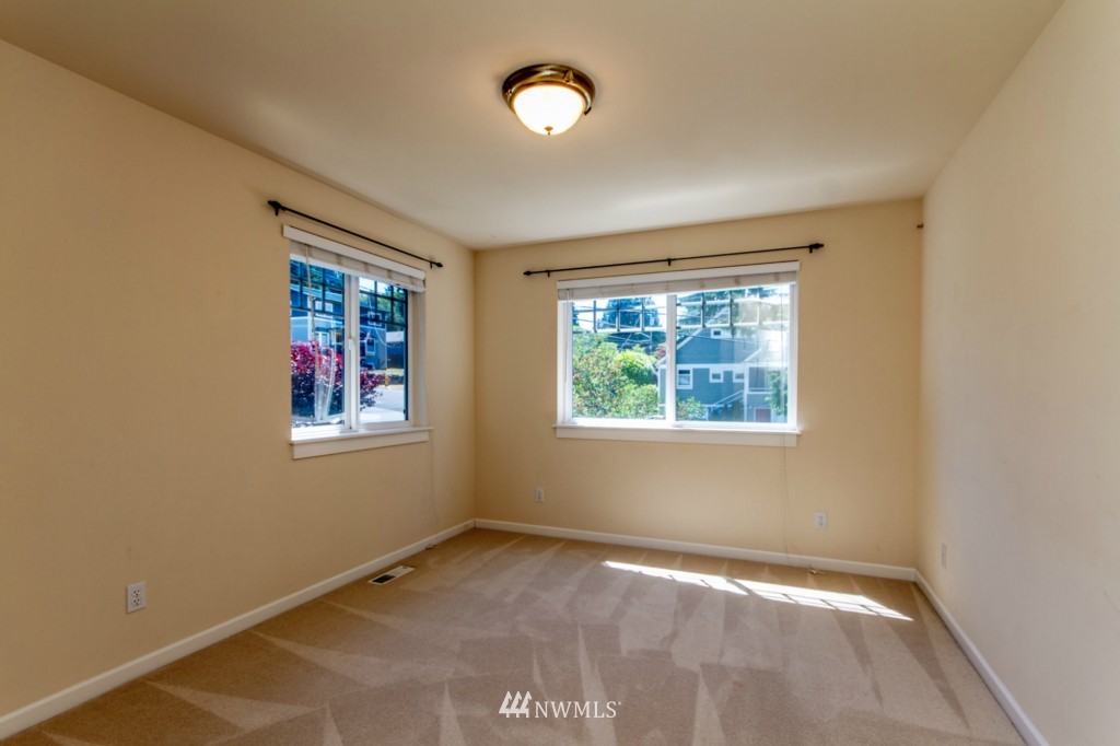 4220 Southwest Roxbury Street Seattle, WA 98136 - Photo 25 of 25 Gallery Image 25