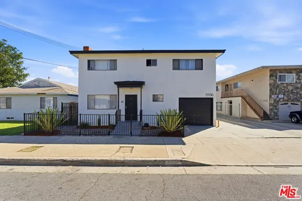 $2,125,000 | 11936 Grevillea Avenue, Hawthorne, CA 90250
