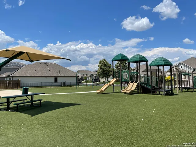 $1,850 | 10708 Rosalina Loop, Converse, TX 78109