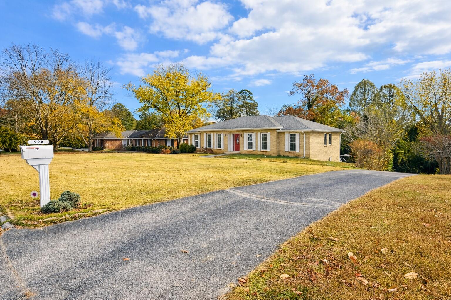 774 Woodgate Road Ringgold, GA 30736 - Photo 2 of 26 0489787e-c1e2-4653-aa04-2cfd0f8f76a0