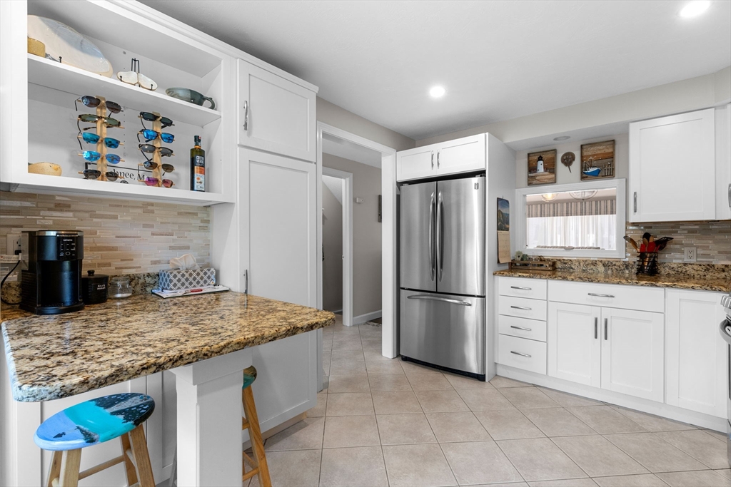 174 Lowell Road, Unit 121 Mashpee, MA 02649 - Photo 5 of 34 Gallery Image 5