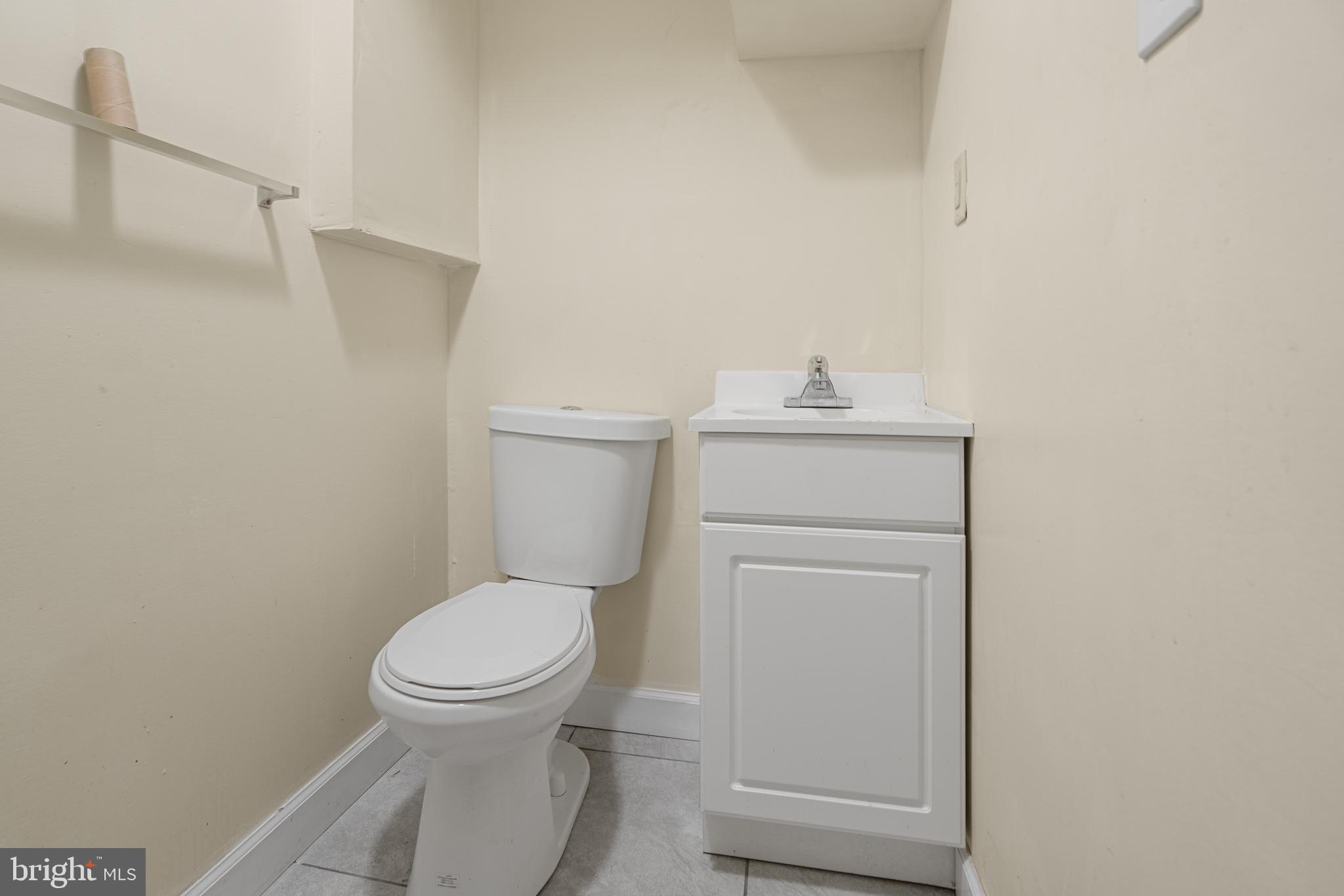 2725 Baker Street Baltimore, MD 21216 - Photo 12 of 25