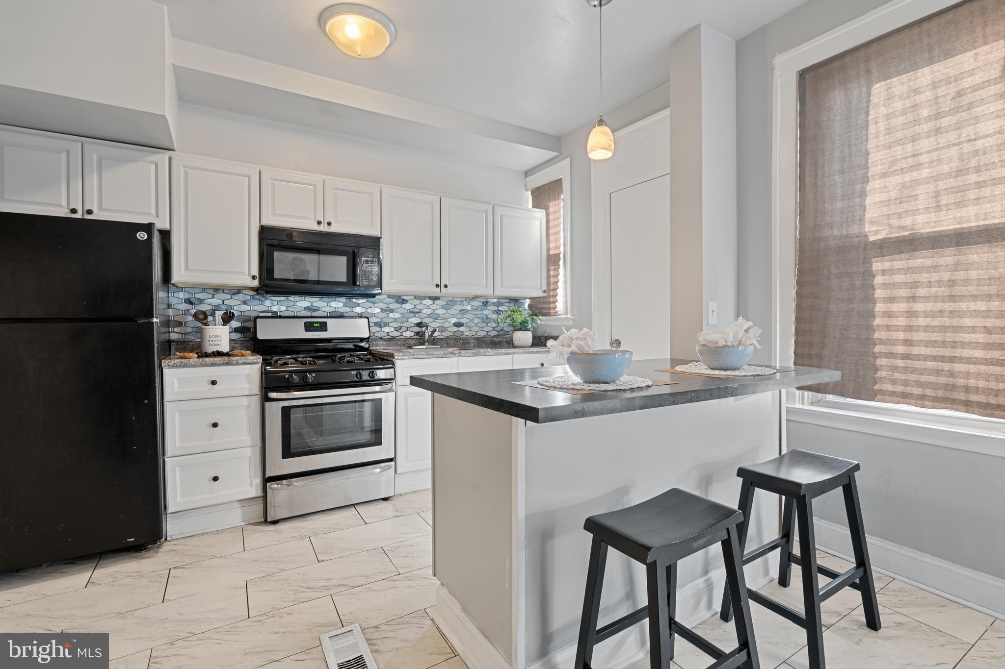 2725 Baker Street Baltimore, MD 21216 - Photo 6 of 25