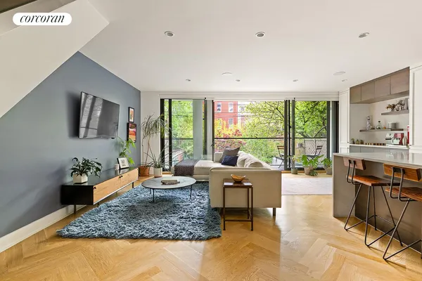 $2,695,000 | 108 India Street, Unit 2A | Greenpoint