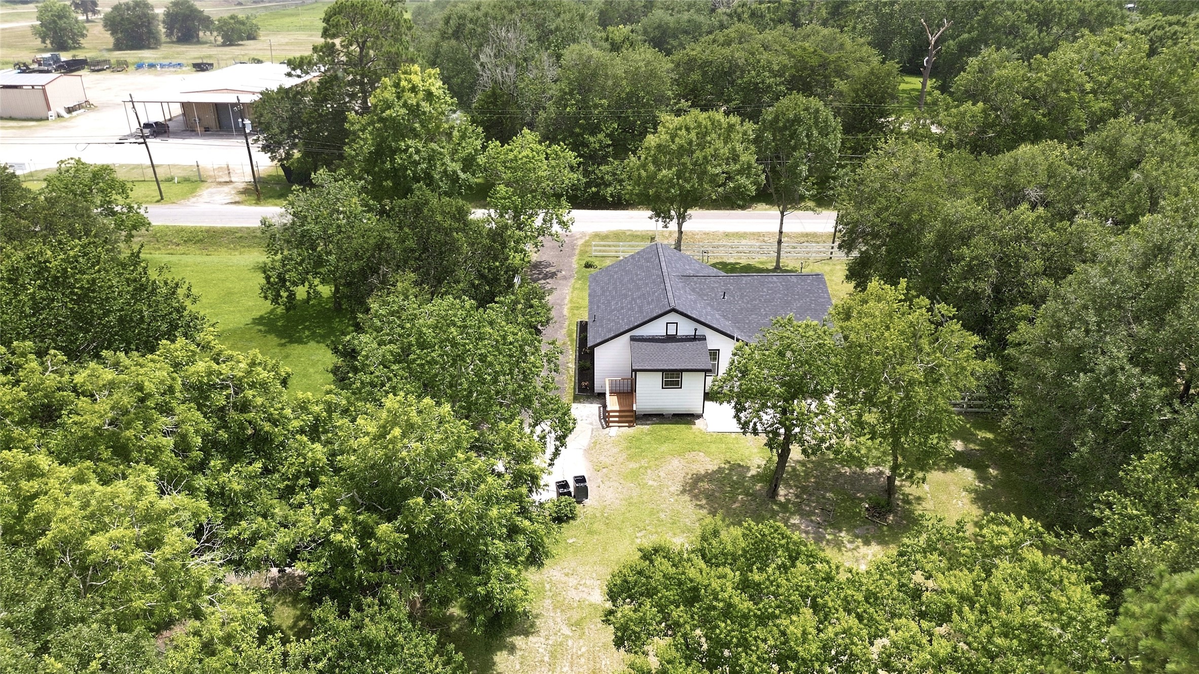 8414 Schiro Road Hitchcock, TX 77563 - Photo 35 of 39