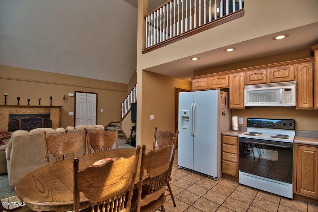2712 Boulder Road Lake Ariel, PA 18436 - Photo 9 of 69