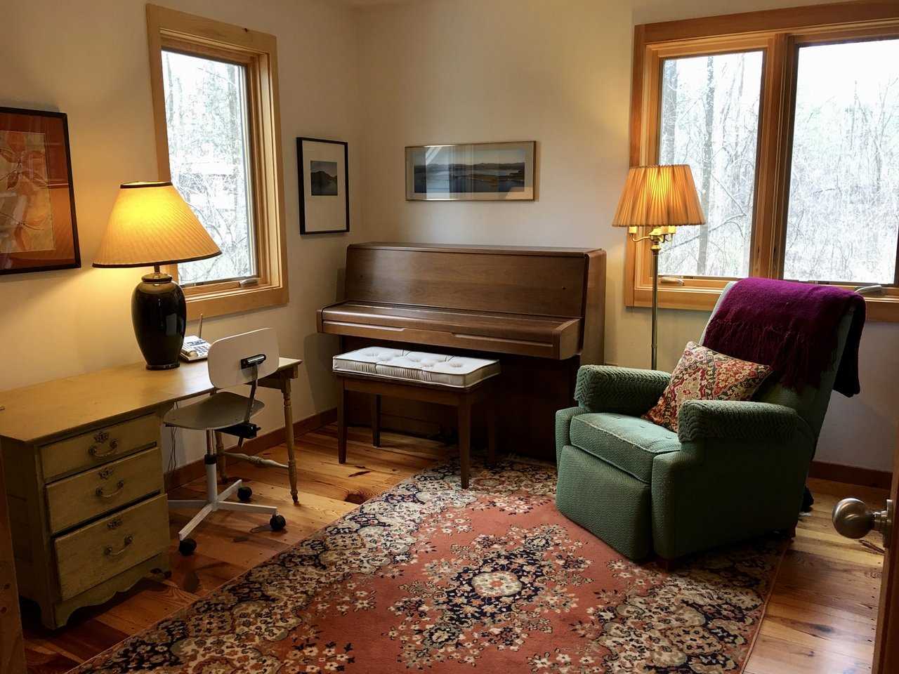 4326 Harbor Road Shelburne, VT 05482 - Photo 6 of 24 Gallery Image 6