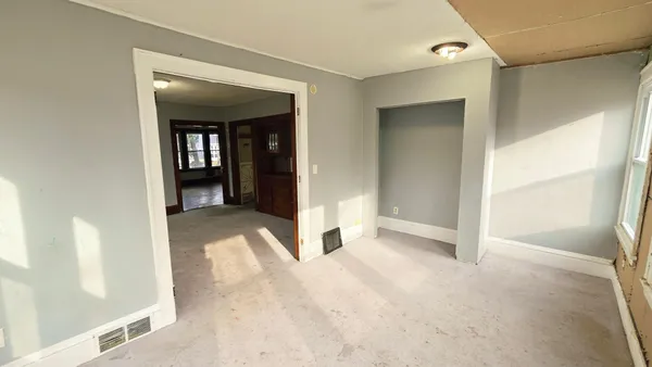 $199,900 | 1444 Edgerton Street, St. Paul, MN 55130