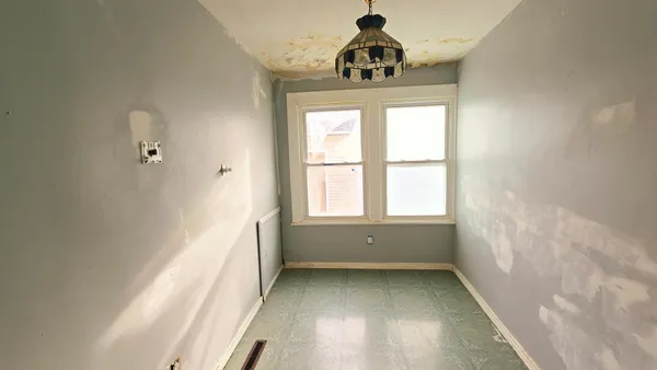 $199,900 | 1444 Edgerton Street, St. Paul, MN 55130