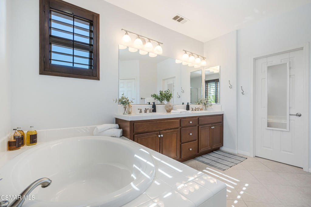 6625 Pinnacle Way Moorpark, CA 93021 - Photo 29 of 51