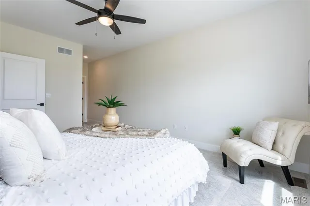 $599,900 | 829 Bushwood Way, Caseyville, IL 62232