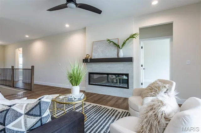 $599,900 | 829 Bushwood Way, Caseyville, IL 62232