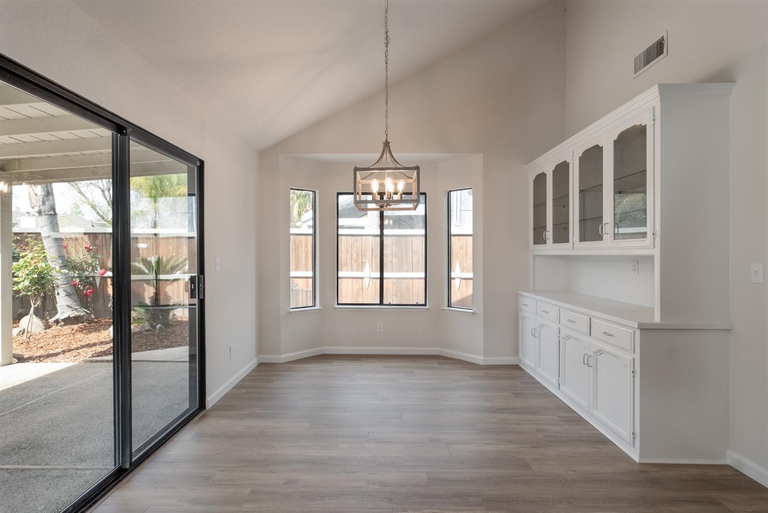 1966 Richert Avenue Clovis, CA 93611 - Photo 6 of 18