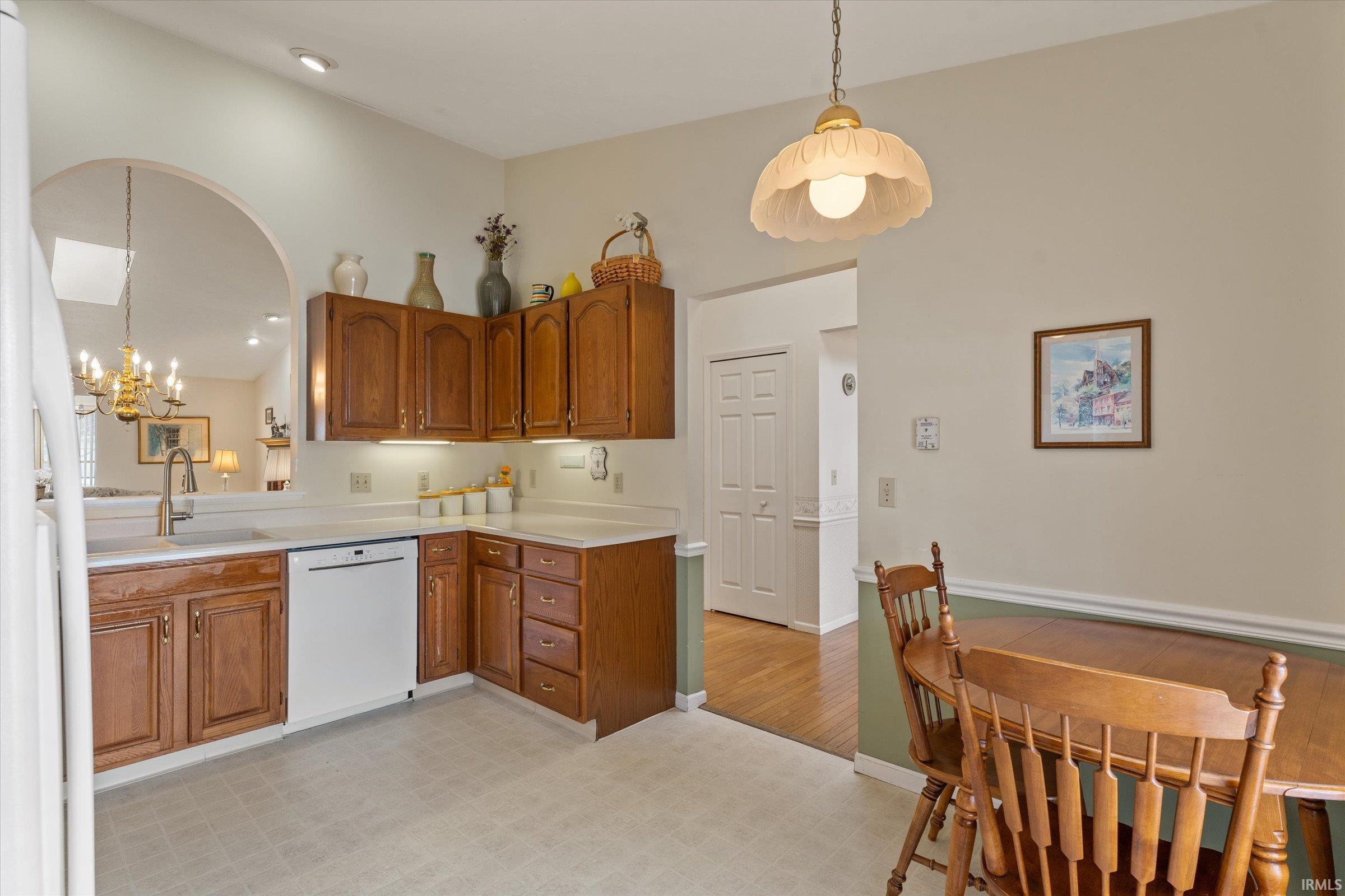 6094 Lansdown Court South Bend, IN 46614 - Photo 12 of 25