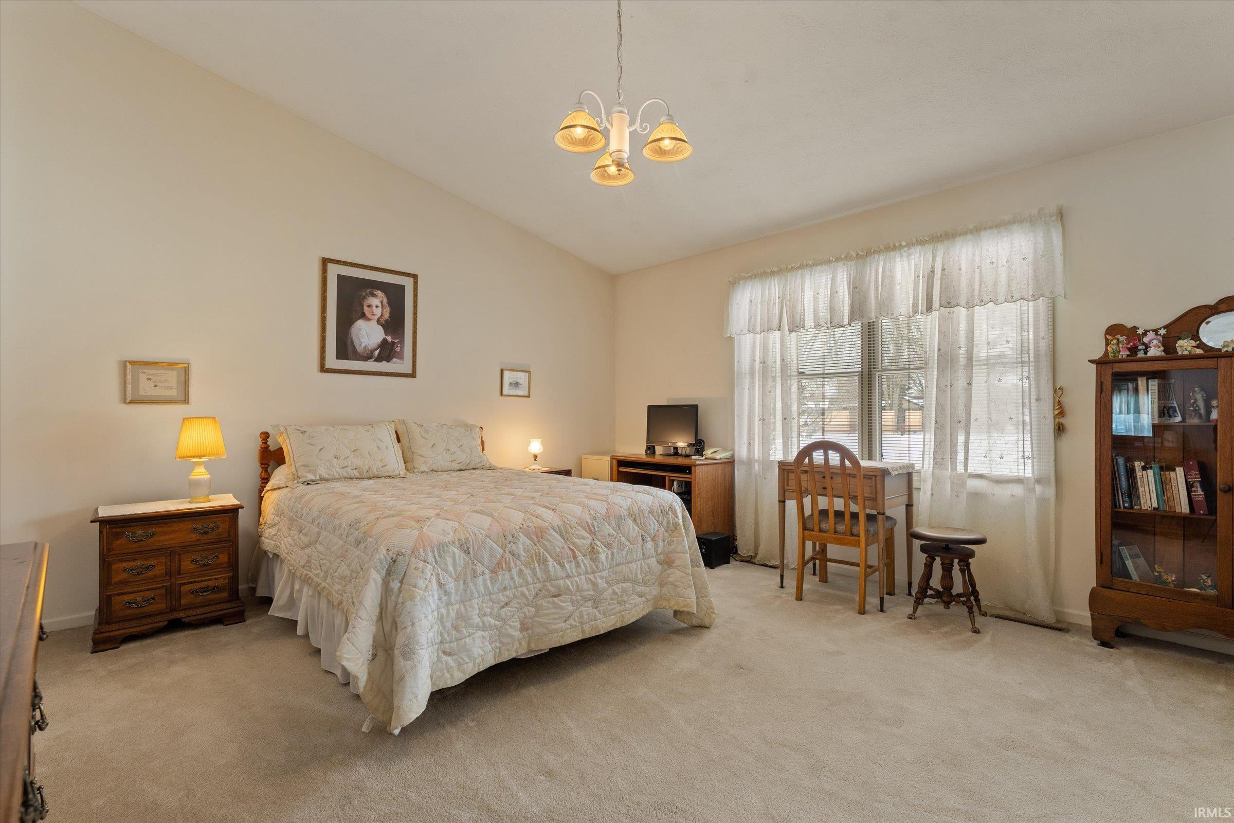 6094 Lansdown Court South Bend, IN 46614 - Photo 14 of 25