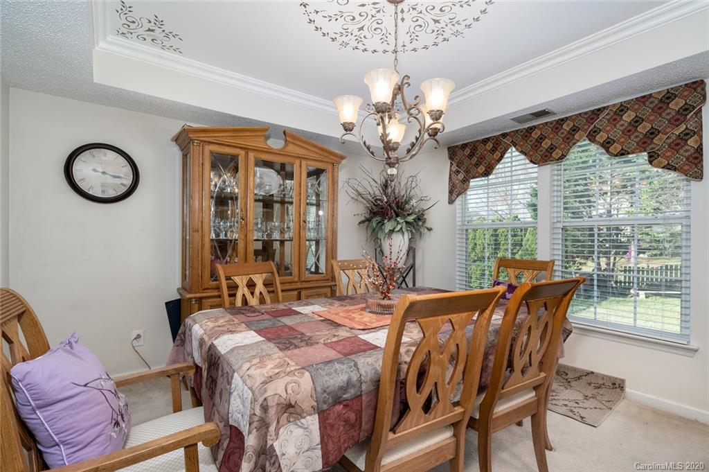 11427 Coreopsis Road Charlotte, NC 28213 - Photo 12 of 30 Gallery Image 12