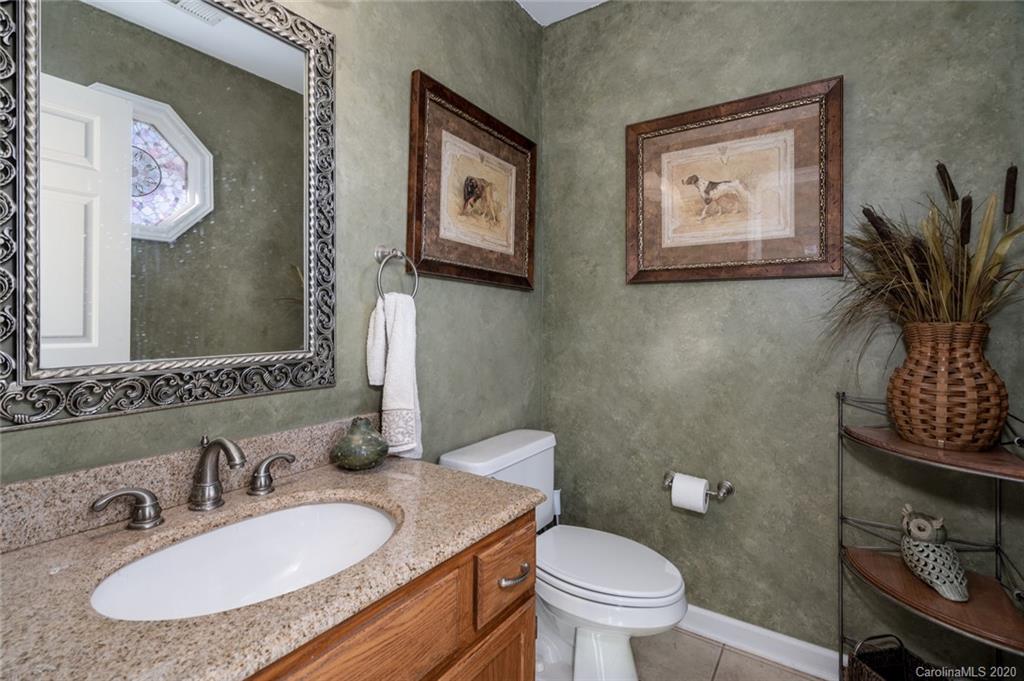 11427 Coreopsis Road Charlotte, NC 28213 - Photo 17 of 30 Gallery Image 17