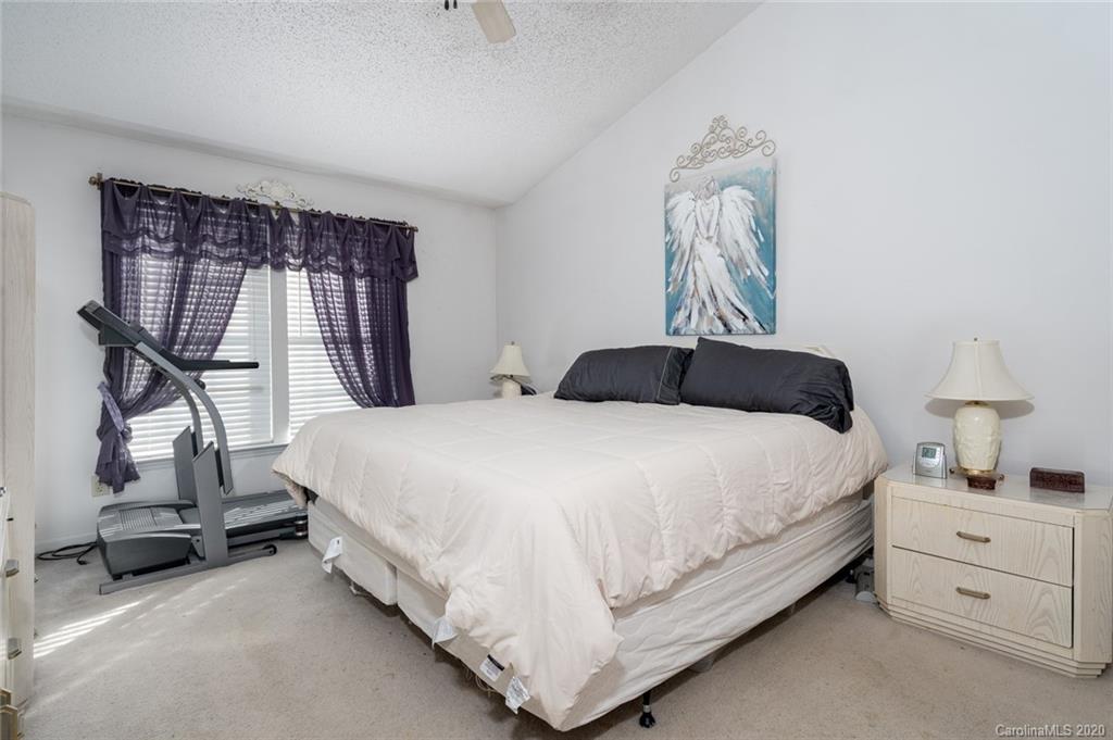 11427 Coreopsis Road Charlotte, NC 28213 - Photo 18 of 30 Gallery Image 18