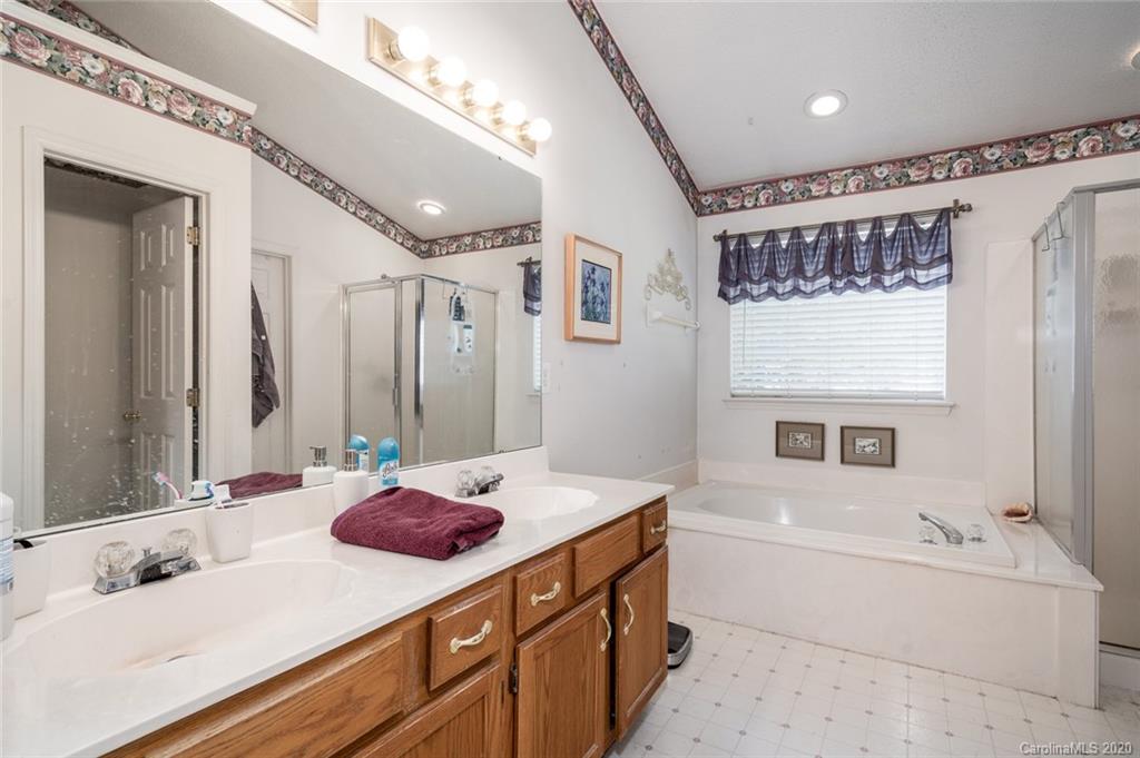 11427 Coreopsis Road Charlotte, NC 28213 - Photo 20 of 30 Gallery Image 20