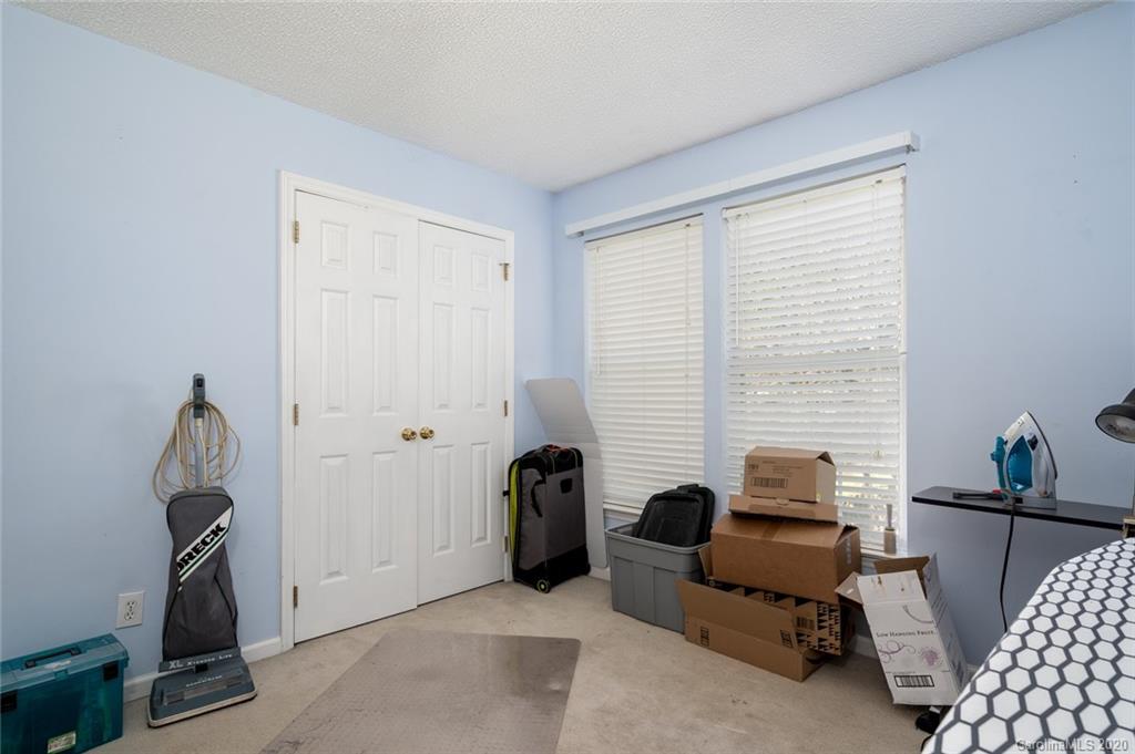 11427 Coreopsis Road Charlotte, NC 28213 - Photo 23 of 30 Gallery Image 23