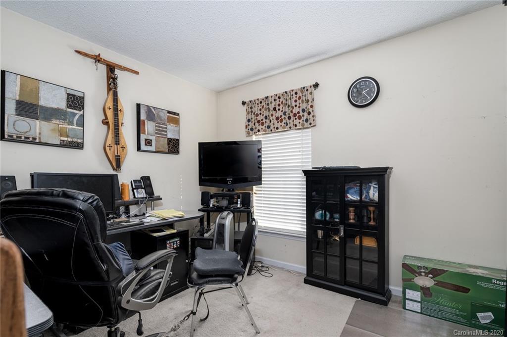 11427 Coreopsis Road Charlotte, NC 28213 - Photo 25 of 30 Gallery Image 25